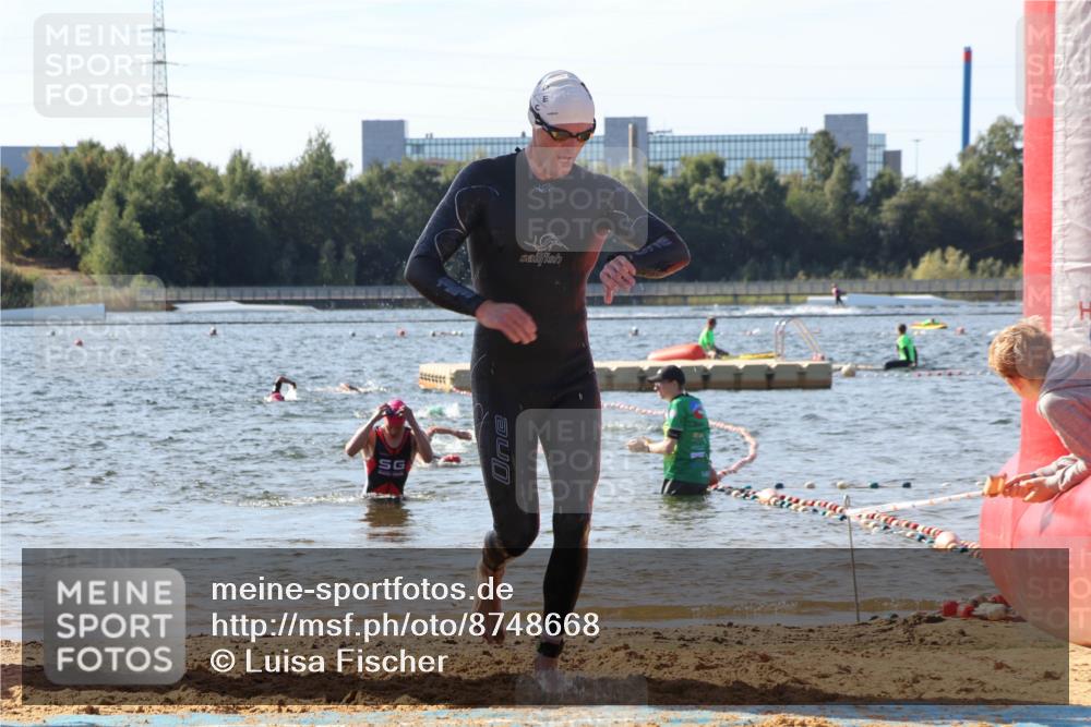 07.09.2025 - 19. Norderstedt Triathlon Luisa Fischer http://msf.ph/oto/8748668 07.09.2025 10:53:07 Schwimmen 200, 1156, 1203 meine-sportfotos.de