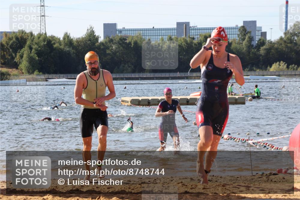 07.09.2025 - 19. Norderstedt Triathlon Luisa Fischer http://msf.ph/oto/8748744 07.09.2025 10:53:27 Schwimmen 196, 1175, 1177, 1186, 1193 meine-sportfotos.de