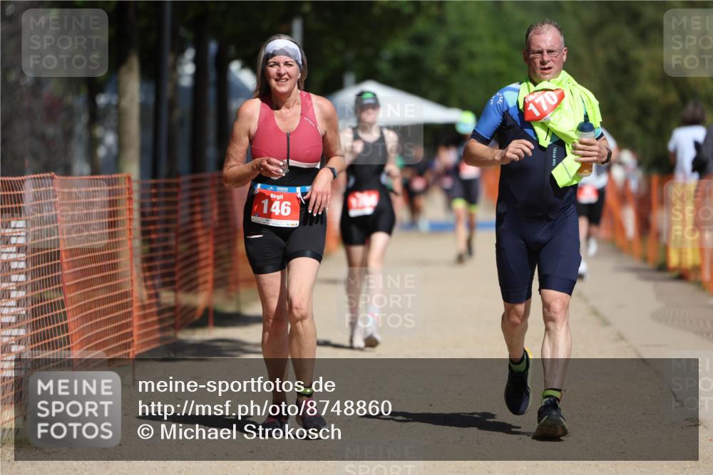 07.09.2025 - 19. Norderstedt Triathlon Michael Strokosch http://msf.ph/oto/8748860 07.09.2025 12:40:34 Laufen 146, 170, 709, 1288 meine-sportfotos.de