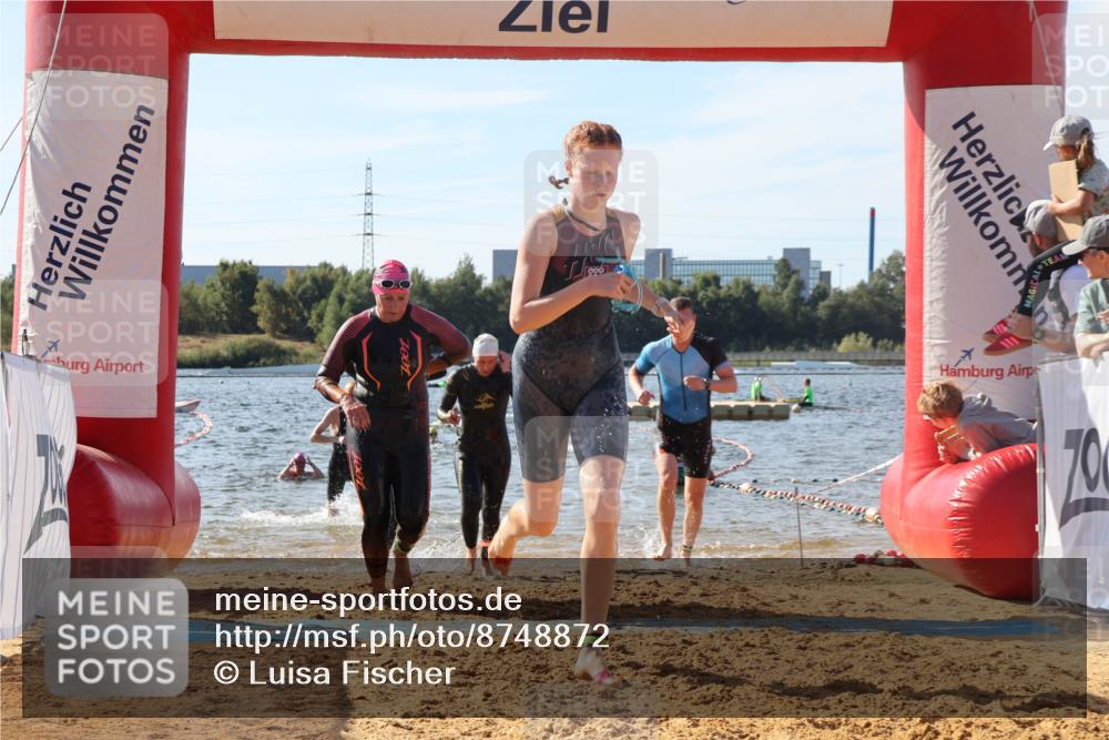 07.09.2025 - 19. Norderstedt Triathlon Luisa Fischer http://msf.ph/oto/8748872 07.09.2025 10:54:21 Schwimmen 199, 734, 770, 1182, 1187, 1200 meine-sportfotos.de