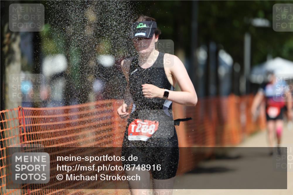 07.09.2025 - 19. Norderstedt Triathlon Michael Strokosch http://msf.ph/oto/8748916 07.09.2025 12:40:39 Laufen 146, 170, 709, 1288, 1392 meine-sportfotos.de