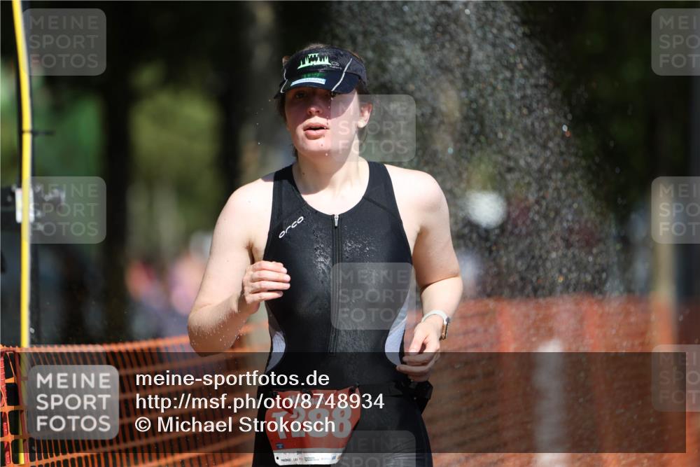 07.09.2025 - 19. Norderstedt Triathlon Michael Strokosch http://msf.ph/oto/8748934 07.09.2025 12:40:40 Laufen 146, 170, 709, 1288, 1392 meine-sportfotos.de