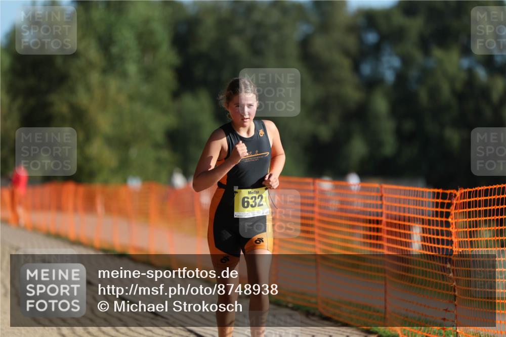 07.09.2025 - 19. Norderstedt Triathlon Michael Strokosch http://msf.ph/oto/8748938 07.09.2025 09:47:47 Laufen 632 meine-sportfotos.de