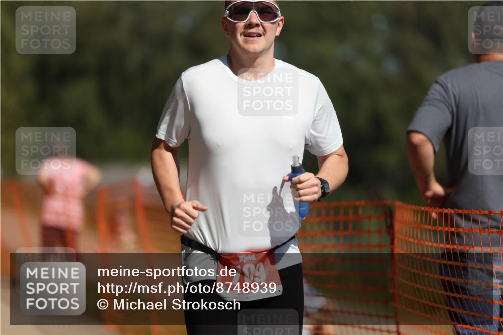07.09.2025 - 19. Norderstedt Triathlon Michael Strokosch http://msf.ph/oto/8748939 07.09.2025 12:40:42 Laufen 218, 233, 709, 1288, 1392 meine-sportfotos.de