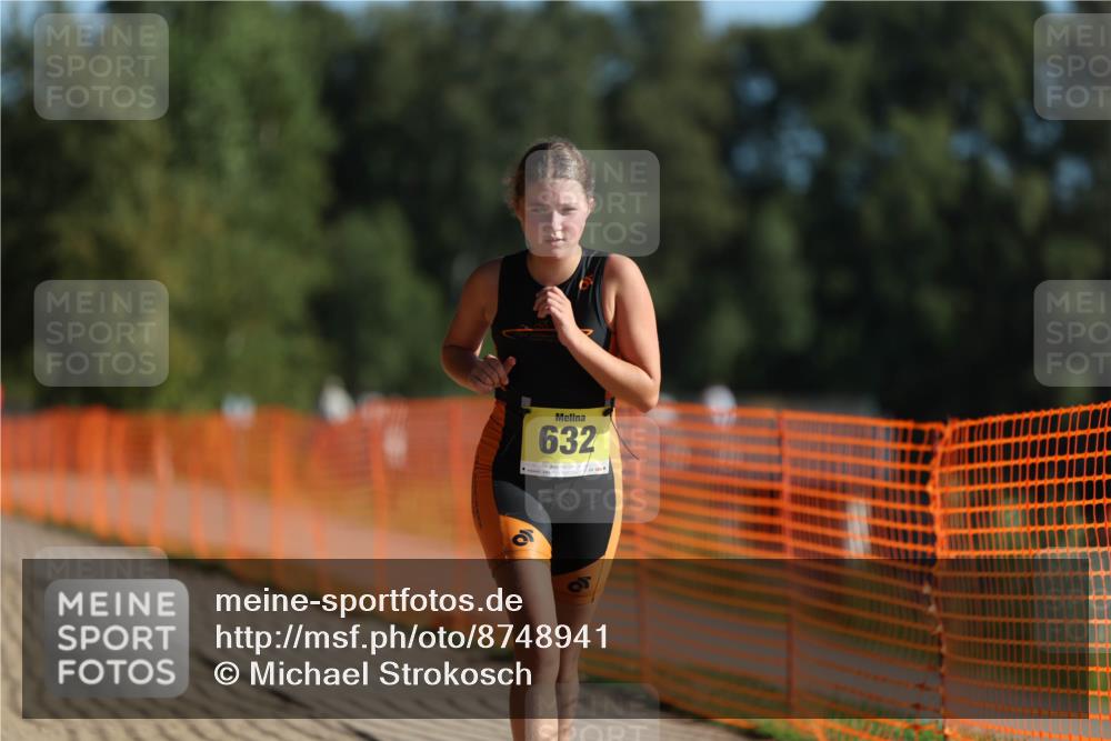 07.09.2025 - 19. Norderstedt Triathlon Michael Strokosch http://msf.ph/oto/8748941 07.09.2025 09:47:48 Laufen 632 meine-sportfotos.de