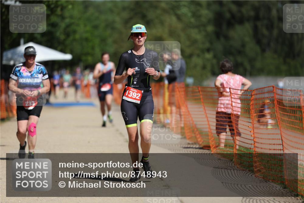 07.09.2025 - 19. Norderstedt Triathlon Michael Strokosch http://msf.ph/oto/8748943 07.09.2025 12:40:43 Laufen 218, 233, 709, 1392 meine-sportfotos.de