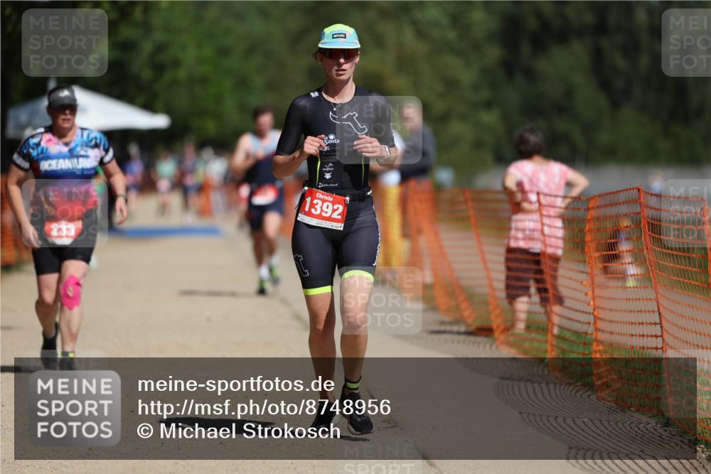 07.09.2025 - 19. Norderstedt Triathlon Michael Strokosch http://msf.ph/oto/8748956 07.09.2025 12:40:44 Laufen 218, 233, 709, 1392 meine-sportfotos.de