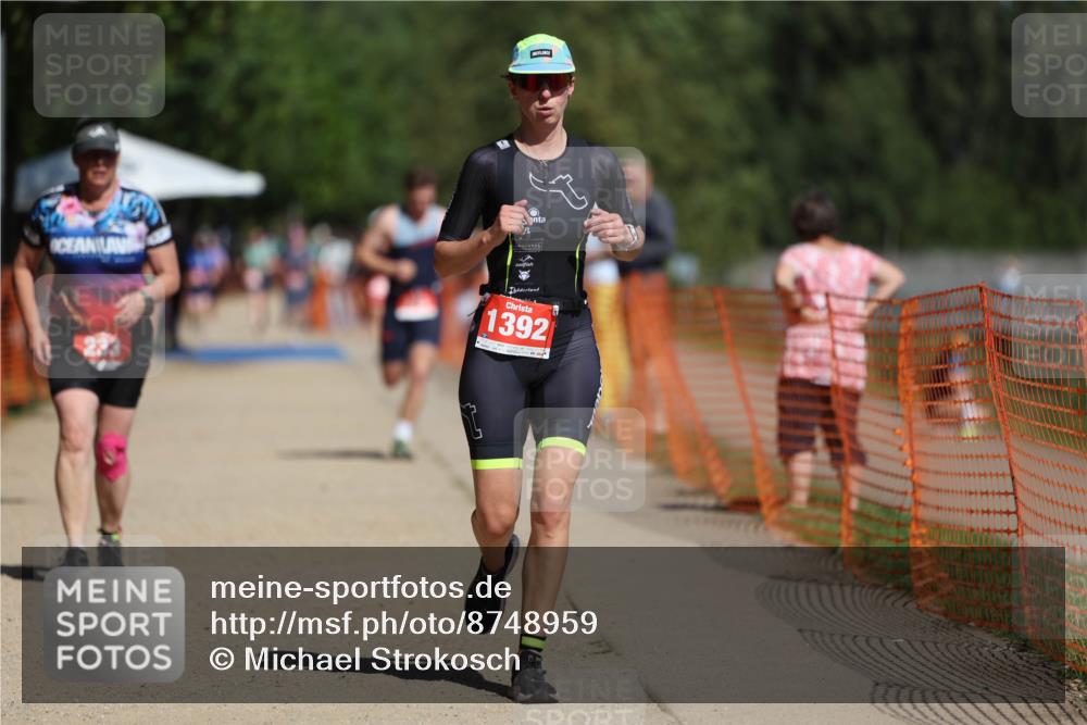 07.09.2025 - 19. Norderstedt Triathlon Michael Strokosch http://msf.ph/oto/8748959 07.09.2025 12:40:44 Laufen 218, 233, 709, 1392 meine-sportfotos.de