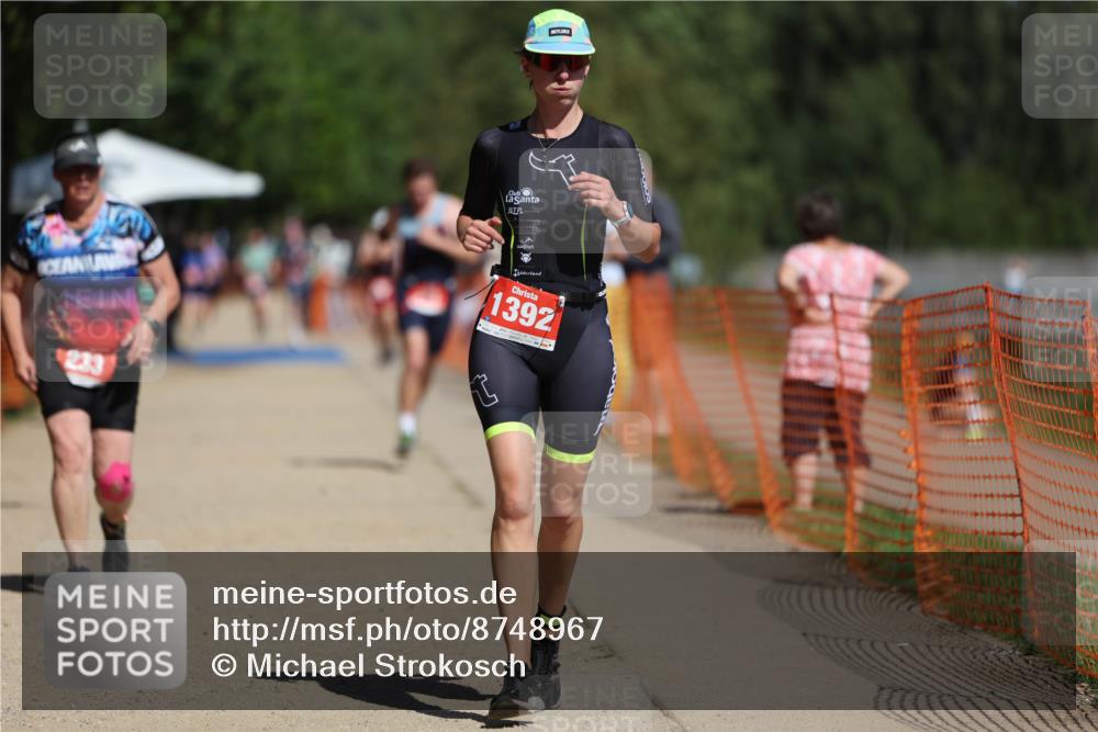 07.09.2025 - 19. Norderstedt Triathlon Michael Strokosch http://msf.ph/oto/8748967 07.09.2025 12:40:44 Laufen 218, 233, 709, 1392 meine-sportfotos.de
