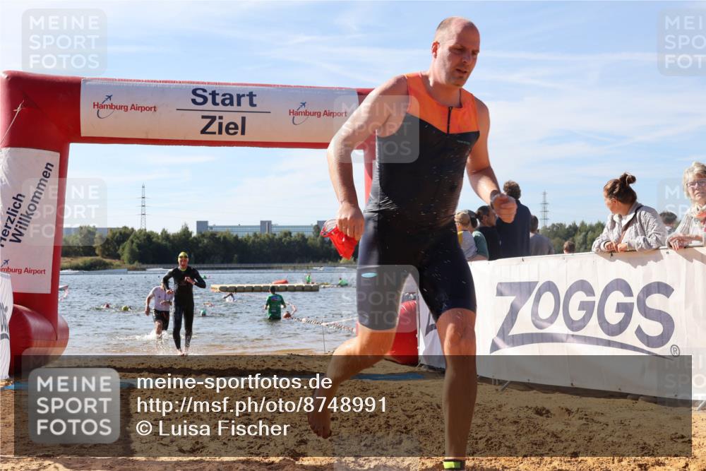 07.09.2025 - 19. Norderstedt Triathlon Luisa Fischer http://msf.ph/oto/8748991 07.09.2025 10:54:46 Schwimmen 284, 771, 833, 1197 meine-sportfotos.de