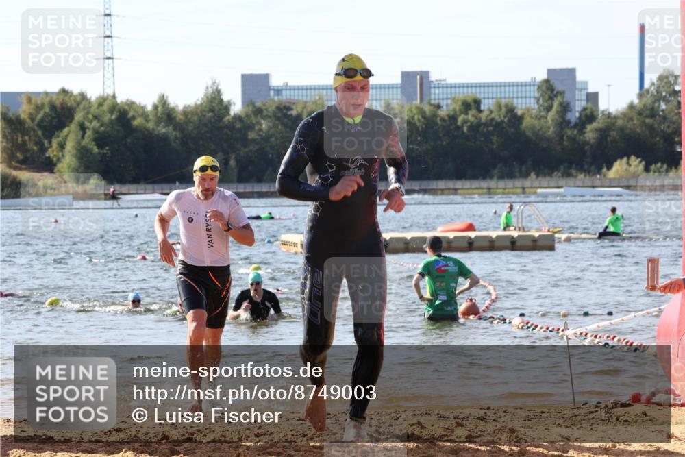 07.09.2025 - 19. Norderstedt Triathlon Luisa Fischer http://msf.ph/oto/8749003 07.09.2025 10:54:49 Schwimmen 284, 771, 833 meine-sportfotos.de