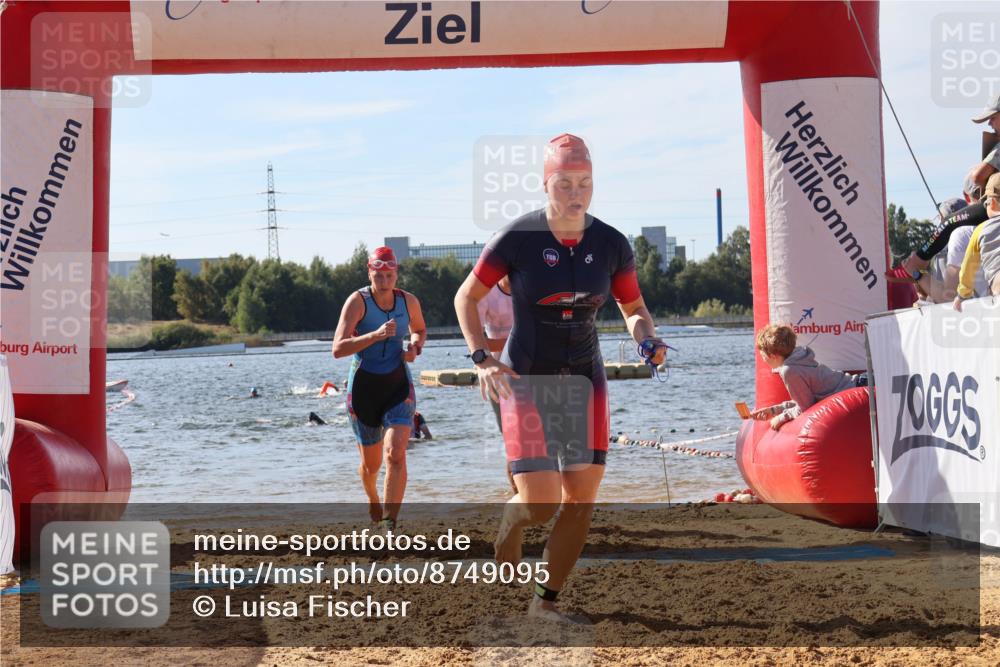07.09.2025 - 19. Norderstedt Triathlon Luisa Fischer http://msf.ph/oto/8749095 07.09.2025 10:55:13 Schwimmen 276, 306, 834, 1159, 1181, 1183, 1207, 1257 meine-sportfotos.de