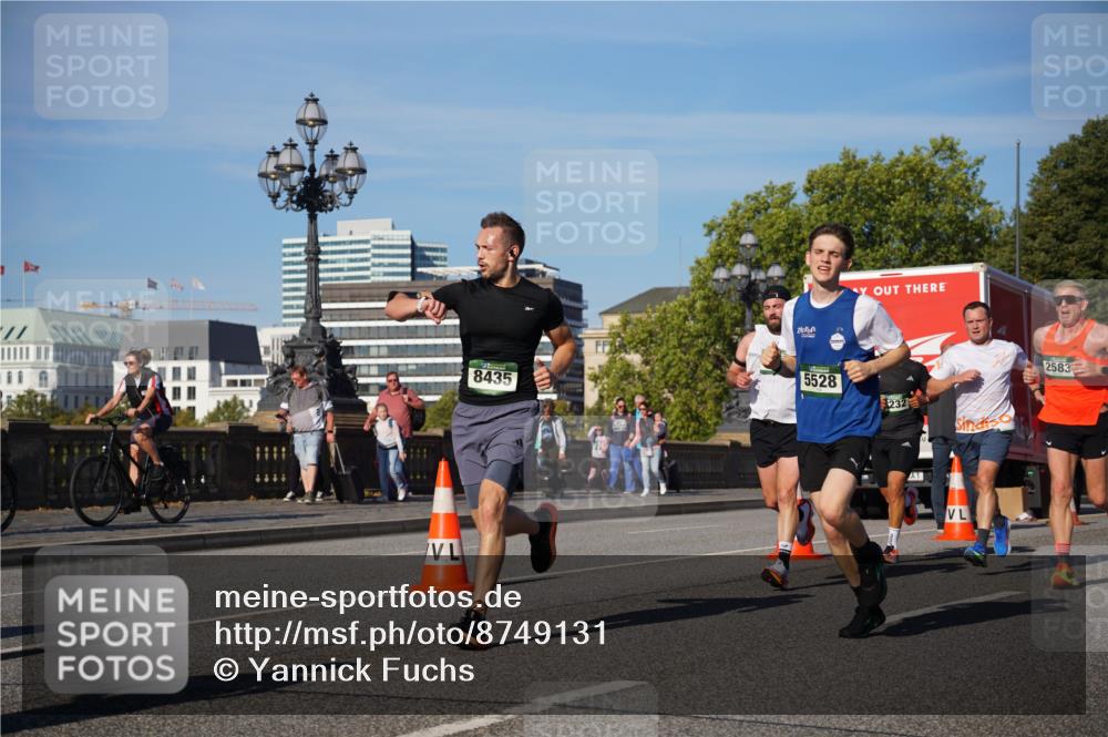 07.09.2025 - BARMER Alsterlauf Yannick Fuchs http://msf.ph/oto/8749131 07.09.2025 09:33:48 Laufen 8435, 5528, 232, 2583 meine-sportfotos.de