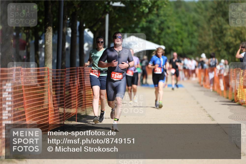 07.09.2025 - 19. Norderstedt Triathlon Michael Strokosch http://msf.ph/oto/8749151 07.09.2025 12:41:09 Laufen 156, 1346 meine-sportfotos.de