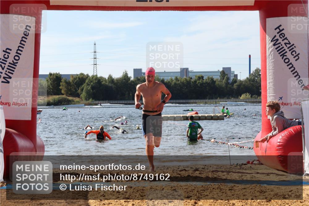 07.09.2025 - 19. Norderstedt Triathlon Luisa Fischer http://msf.ph/oto/8749162 07.09.2025 10:55:43 Schwimmen 774, 796, 1184, 1219 meine-sportfotos.de