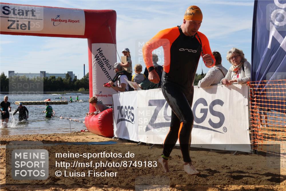 07.09.2025 - 19. Norderstedt Triathlon Luisa Fischer http://msf.ph/oto/8749183 07.09.2025 10:55:57 Schwimmen 1301, 1377 meine-sportfotos.de