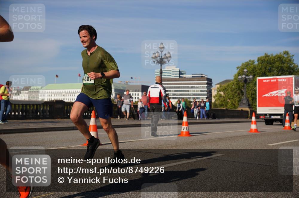 07.09.2025 - BARMER Alsterlauf Yannick Fuchs http://msf.ph/oto/8749226 07.09.2025 09:33:52 Laufen 430 meine-sportfotos.de