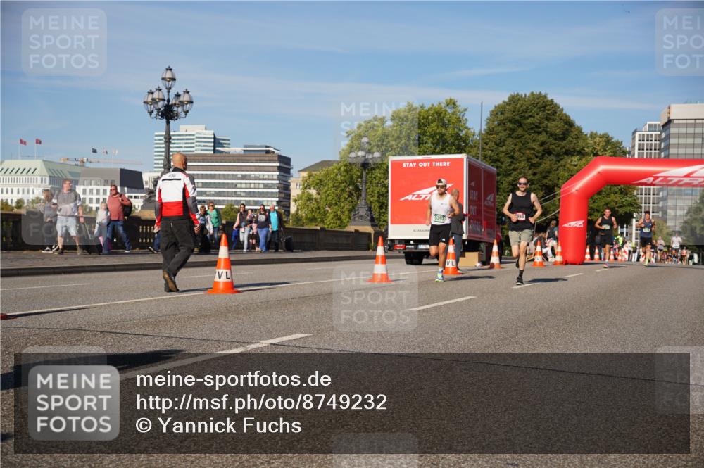 07.09.2025 - BARMER Alsterlauf Yannick Fuchs http://msf.ph/oto/8749232 07.09.2025 09:33:52 Laufen 5392 meine-sportfotos.de