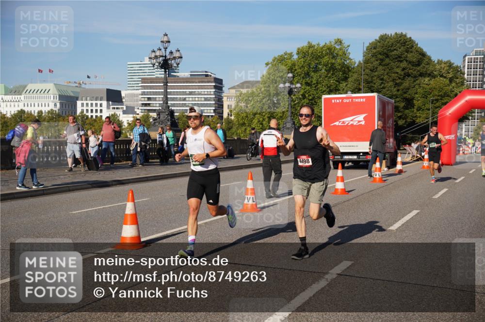 07.09.2025 - BARMER Alsterlauf Yannick Fuchs http://msf.ph/oto/8749263 07.09.2025 09:33:55 Laufen 4498 meine-sportfotos.de