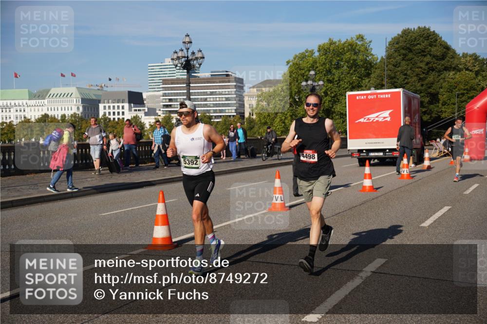 07.09.2025 - BARMER Alsterlauf Yannick Fuchs http://msf.ph/oto/8749272 07.09.2025 09:33:55 Laufen 5392, 4498, 4305 meine-sportfotos.de