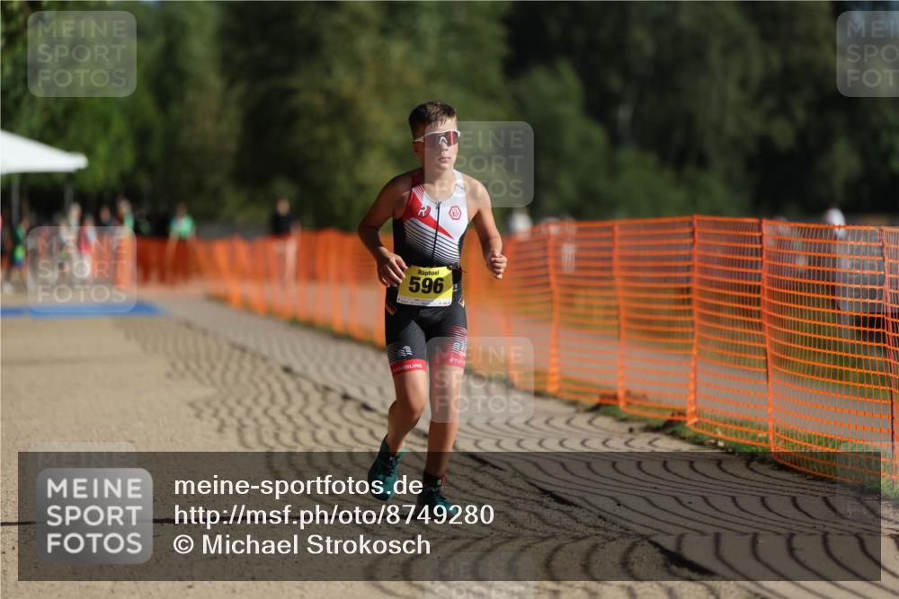 07.09.2025 - 19. Norderstedt Triathlon Michael Strokosch http://msf.ph/oto/8749280 07.09.2025 09:48:36 Laufen 596 meine-sportfotos.de