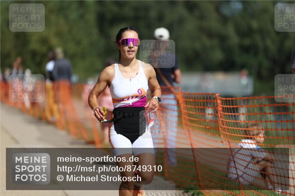 07.09.2025 - 19. Norderstedt Triathlon Michael Strokosch http://msf.ph/oto/8749310 07.09.2025 12:41:25 Laufen 767, 1296 meine-sportfotos.de