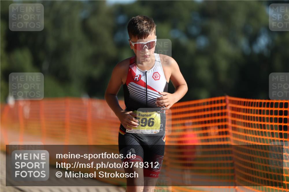 07.09.2025 - 19. Norderstedt Triathlon Michael Strokosch http://msf.ph/oto/8749312 07.09.2025 09:48:39 Laufen 596 meine-sportfotos.de