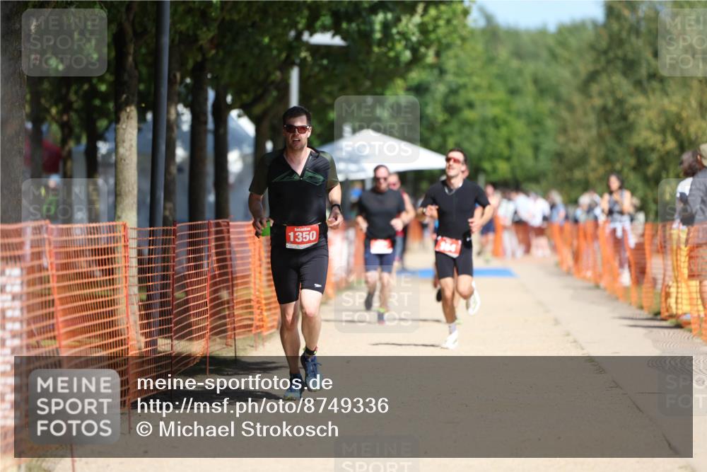 07.09.2025 - 19. Norderstedt Triathlon Michael Strokosch http://msf.ph/oto/8749336 07.09.2025 12:41:31 Laufen 164, 287, 1350 meine-sportfotos.de
