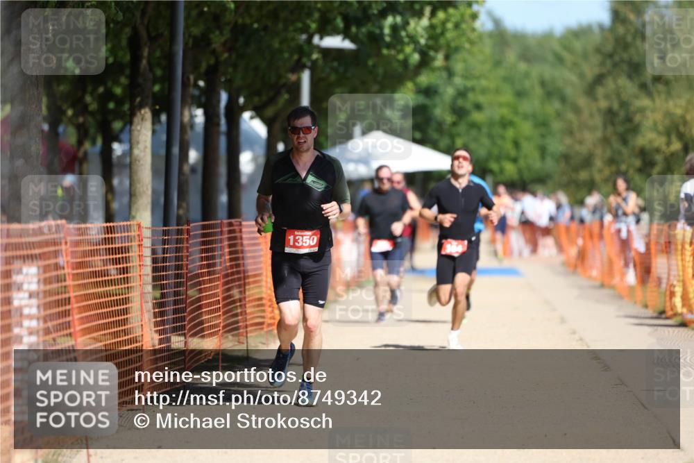 07.09.2025 - 19. Norderstedt Triathlon Michael Strokosch http://msf.ph/oto/8749342 07.09.2025 12:41:31 Laufen 164, 287, 1350 meine-sportfotos.de