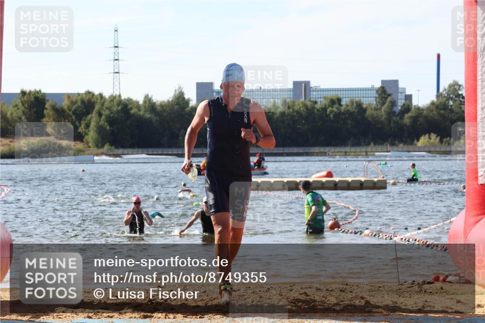 07.09.2025 - 19. Norderstedt Triathlon Luisa Fischer http://msf.ph/oto/8749355 07.09.2025 10:56:52 Schwimmen 296, 1279, 1395 meine-sportfotos.de