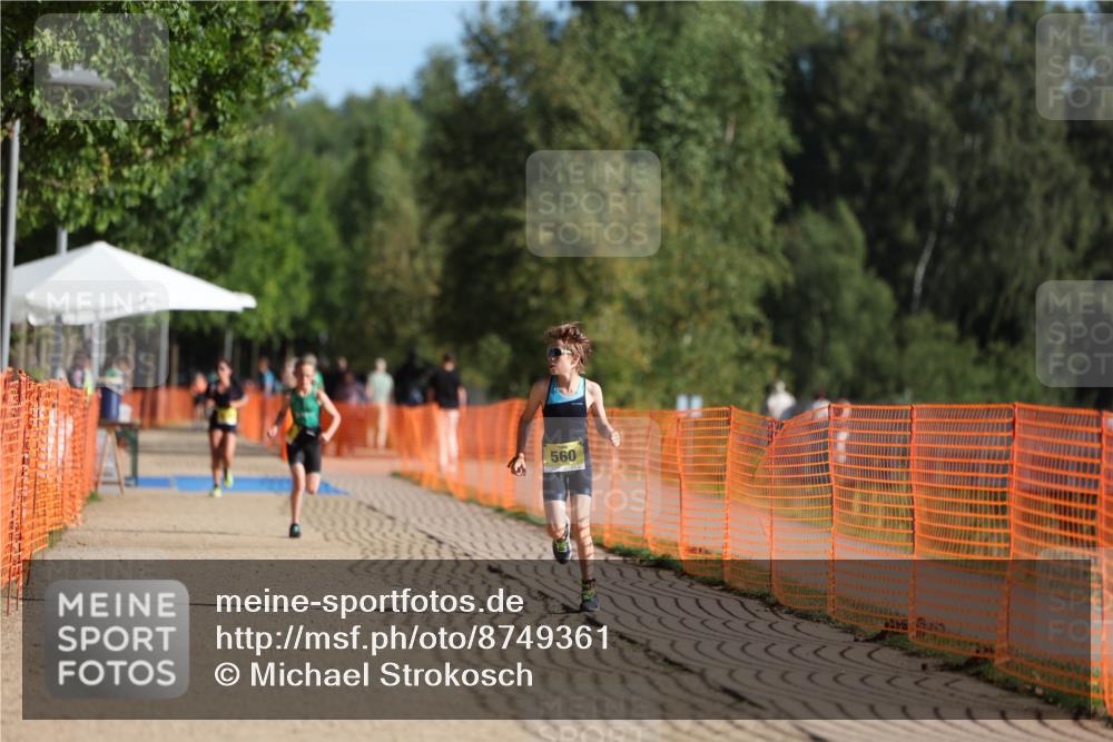 07.09.2025 - 19. Norderstedt Triathlon Michael Strokosch http://msf.ph/oto/8749361 07.09.2025 09:48:57 Laufen 560 meine-sportfotos.de