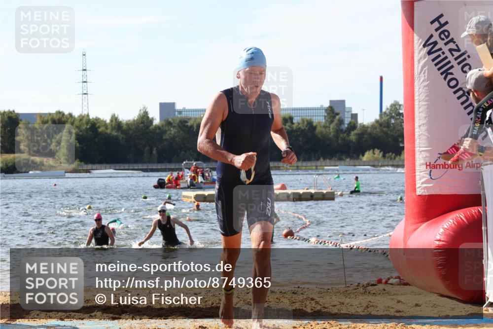 07.09.2025 - 19. Norderstedt Triathlon Luisa Fischer http://msf.ph/oto/8749365 07.09.2025 10:56:53 Schwimmen 296, 1152, 1279, 1395 meine-sportfotos.de