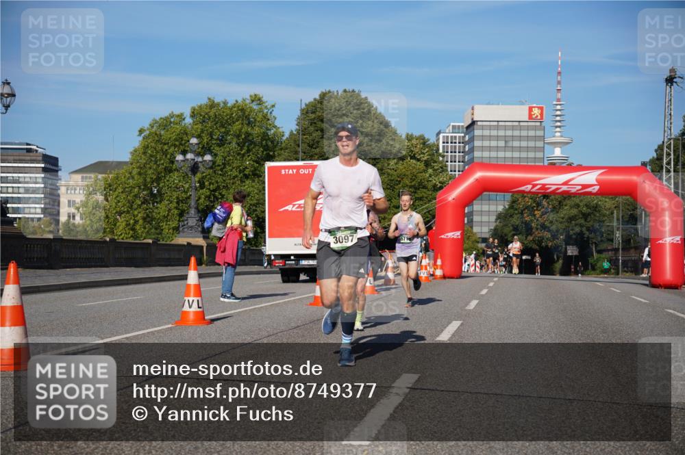07.09.2025 - BARMER Alsterlauf Yannick Fuchs http://msf.ph/oto/8749377 07.09.2025 09:34:07 Laufen 3097, 6716 meine-sportfotos.de