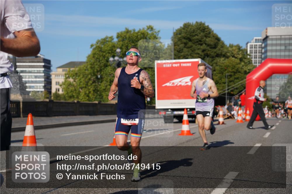 07.09.2025 - BARMER Alsterlauf Yannick Fuchs http://msf.ph/oto/8749415 07.09.2025 09:34:08 Laufen 4002 meine-sportfotos.de