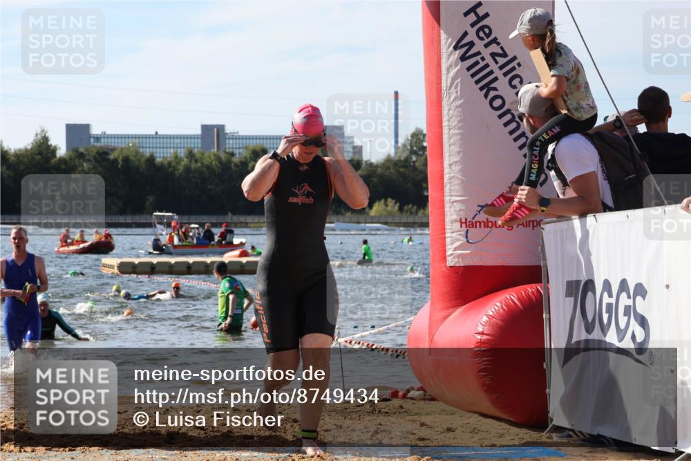 07.09.2025 - 19. Norderstedt Triathlon Luisa Fischer http://msf.ph/oto/8749434 07.09.2025 10:57:04 Schwimmen 1152, 1279, 1394 meine-sportfotos.de