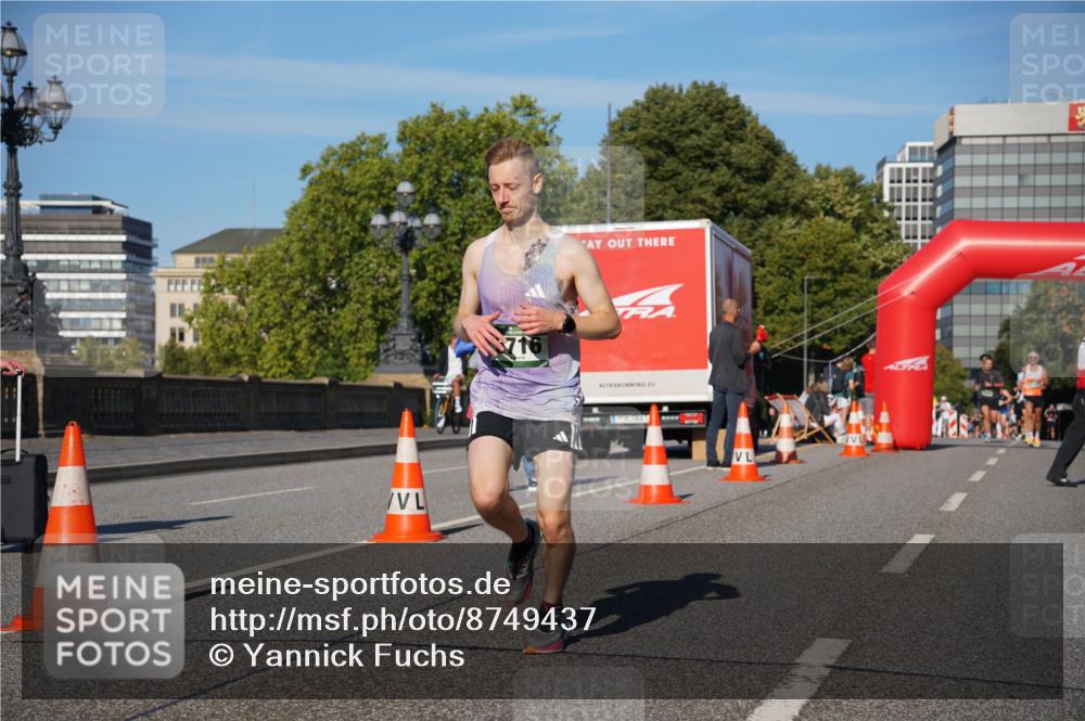 07.09.2025 - BARMER Alsterlauf Yannick Fuchs http://msf.ph/oto/8749437 07.09.2025 09:34:09 Laufen  meine-sportfotos.de