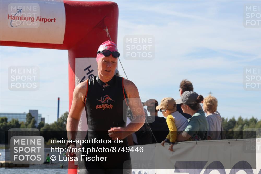 07.09.2025 - 19. Norderstedt Triathlon Luisa Fischer http://msf.ph/oto/8749446 07.09.2025 10:57:06 Schwimmen 1152, 1228, 1394 meine-sportfotos.de