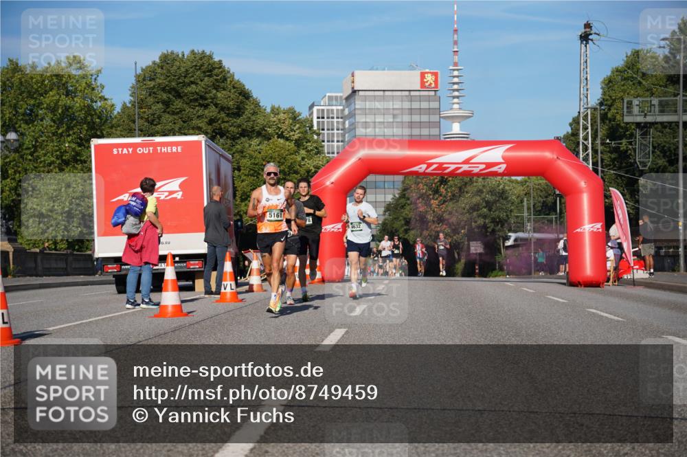 07.09.2025 - BARMER Alsterlauf Yannick Fuchs http://msf.ph/oto/8749459 07.09.2025 09:34:16 Laufen 5161, 8, 24632 meine-sportfotos.de