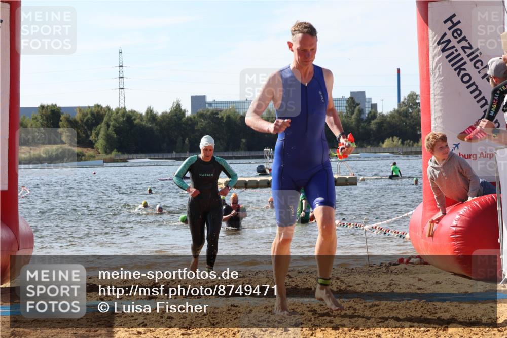 07.09.2025 - 19. Norderstedt Triathlon Luisa Fischer http://msf.ph/oto/8749471 07.09.2025 10:57:12 Schwimmen 1218, 1228, 1394 meine-sportfotos.de