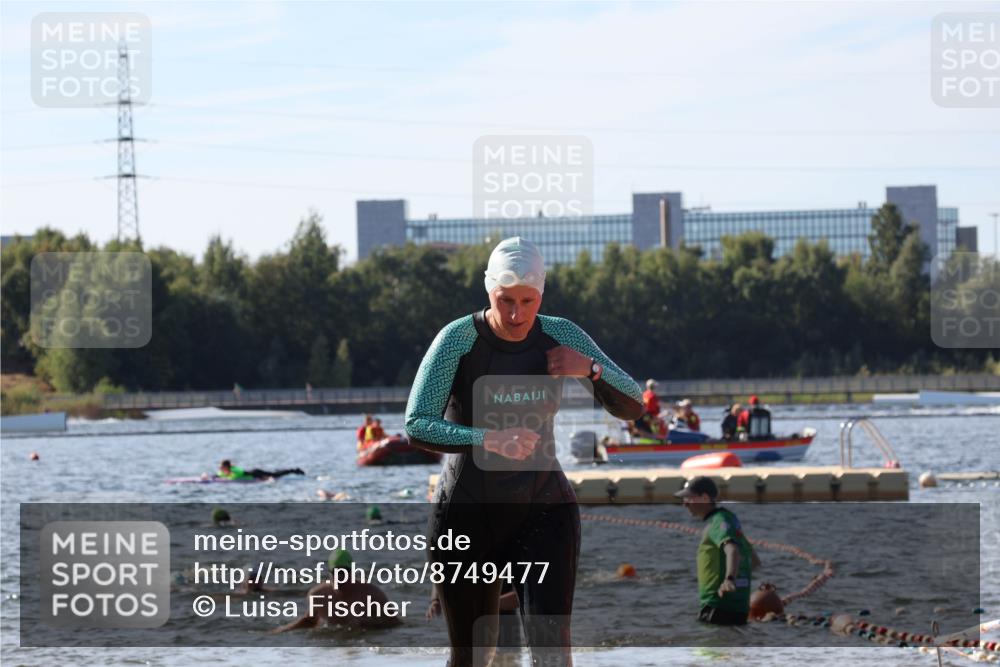 07.09.2025 - 19. Norderstedt Triathlon Luisa Fischer http://msf.ph/oto/8749477 07.09.2025 10:57:13 Schwimmen 1218, 1228, 1394 meine-sportfotos.de