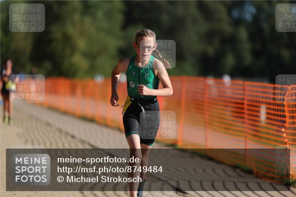 07.09.2025 - 19. Norderstedt Triathlon Michael Strokosch http://msf.ph/oto/8749484 07.09.2025 09:49:06 Laufen 560, 581 meine-sportfotos.de