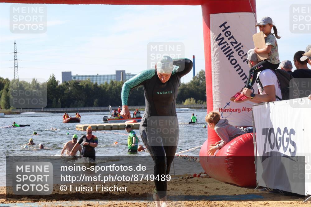 07.09.2025 - 19. Norderstedt Triathlon Luisa Fischer http://msf.ph/oto/8749489 07.09.2025 10:57:15 Schwimmen 1218, 1228, 1394 meine-sportfotos.de