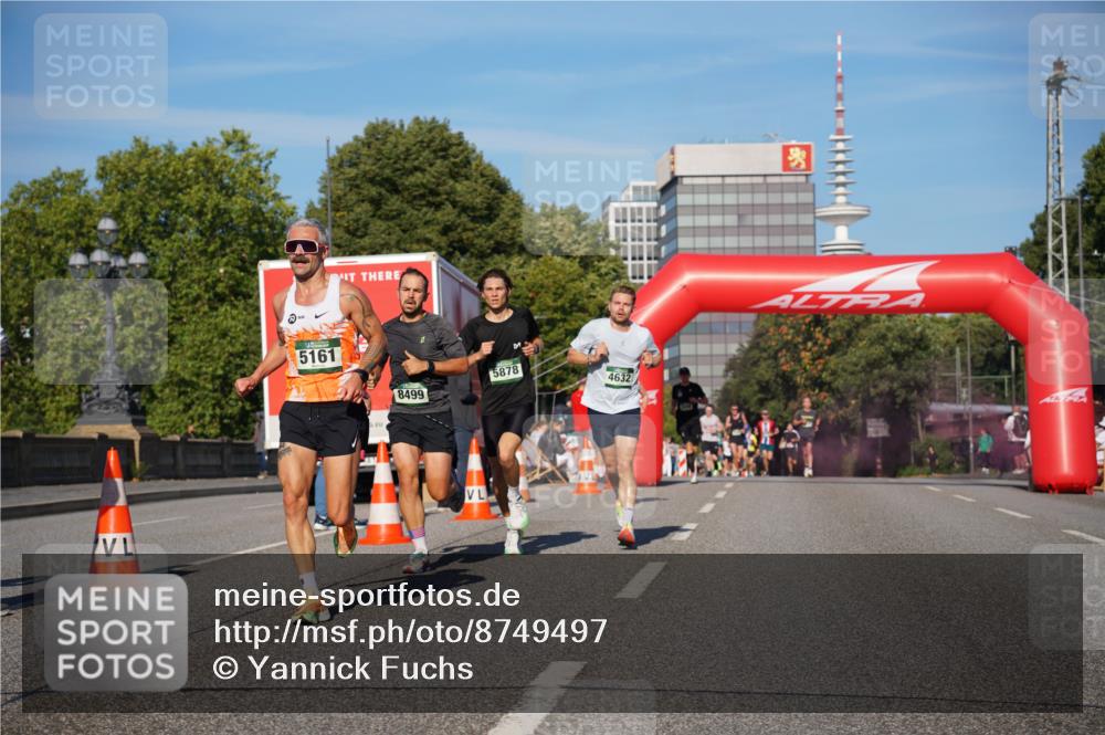 07.09.2025 - BARMER Alsterlauf Yannick Fuchs http://msf.ph/oto/8749497 07.09.2025 09:34:18 Laufen 5161, 8499, 5878, 4632 meine-sportfotos.de