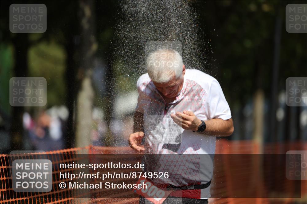 07.09.2025 - 19. Norderstedt Triathlon Michael Strokosch http://msf.ph/oto/8749526 07.09.2025 12:41:49 Laufen 756, 1309 meine-sportfotos.de