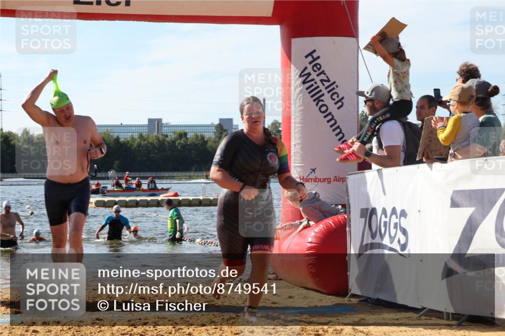 07.09.2025 - 19. Norderstedt Triathlon Luisa Fischer http://msf.ph/oto/8749541 07.09.2025 10:57:23 Schwimmen 1161, 1218, 1228, 1253 meine-sportfotos.de