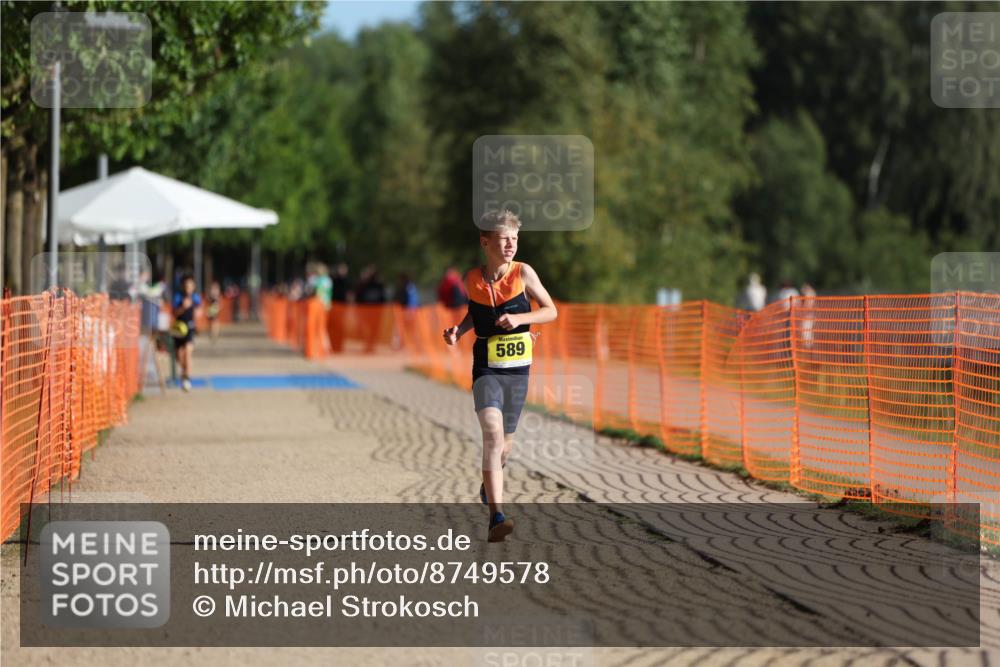 07.09.2025 - 19. Norderstedt Triathlon Michael Strokosch http://msf.ph/oto/8749578 07.09.2025 09:49:37 Laufen 589 meine-sportfotos.de