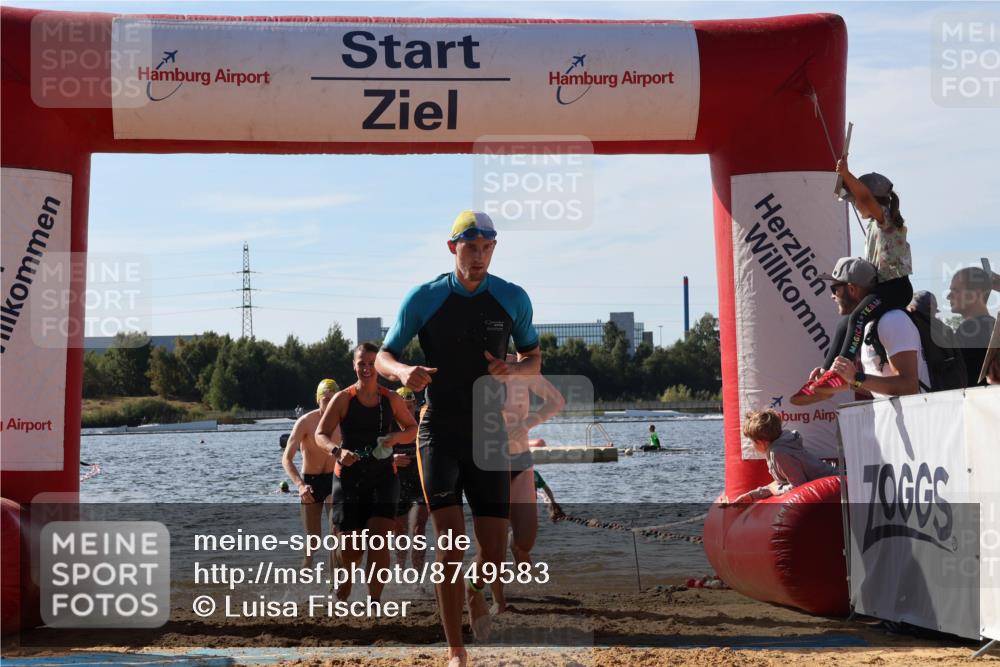 07.09.2025 - 19. Norderstedt Triathlon Luisa Fischer http://msf.ph/oto/8749583 07.09.2025 10:57:36 Schwimmen 185, 300, 806, 862, 1253, 1278, 1323 meine-sportfotos.de