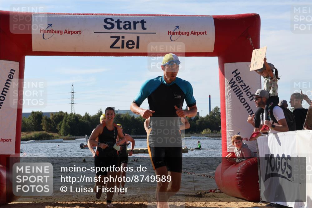 07.09.2025 - 19. Norderstedt Triathlon Luisa Fischer http://msf.ph/oto/8749589 07.09.2025 10:57:37 Schwimmen 185, 300, 806, 862, 1278, 1323 meine-sportfotos.de