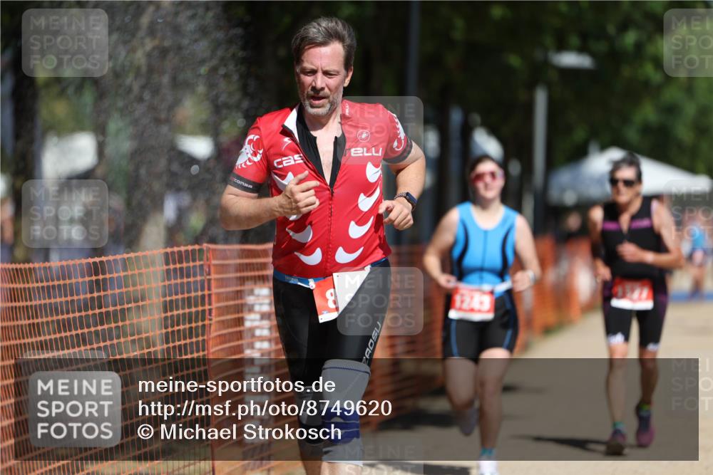 07.09.2025 - 19. Norderstedt Triathlon Michael Strokosch http://msf.ph/oto/8749620 07.09.2025 12:41:59 Laufen 756, 800, 1243, 1327 meine-sportfotos.de