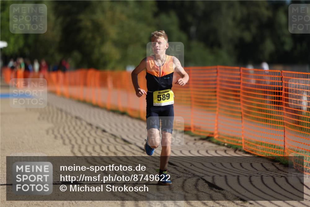 07.09.2025 - 19. Norderstedt Triathlon Michael Strokosch http://msf.ph/oto/8749622 07.09.2025 09:49:40 Laufen 589 meine-sportfotos.de